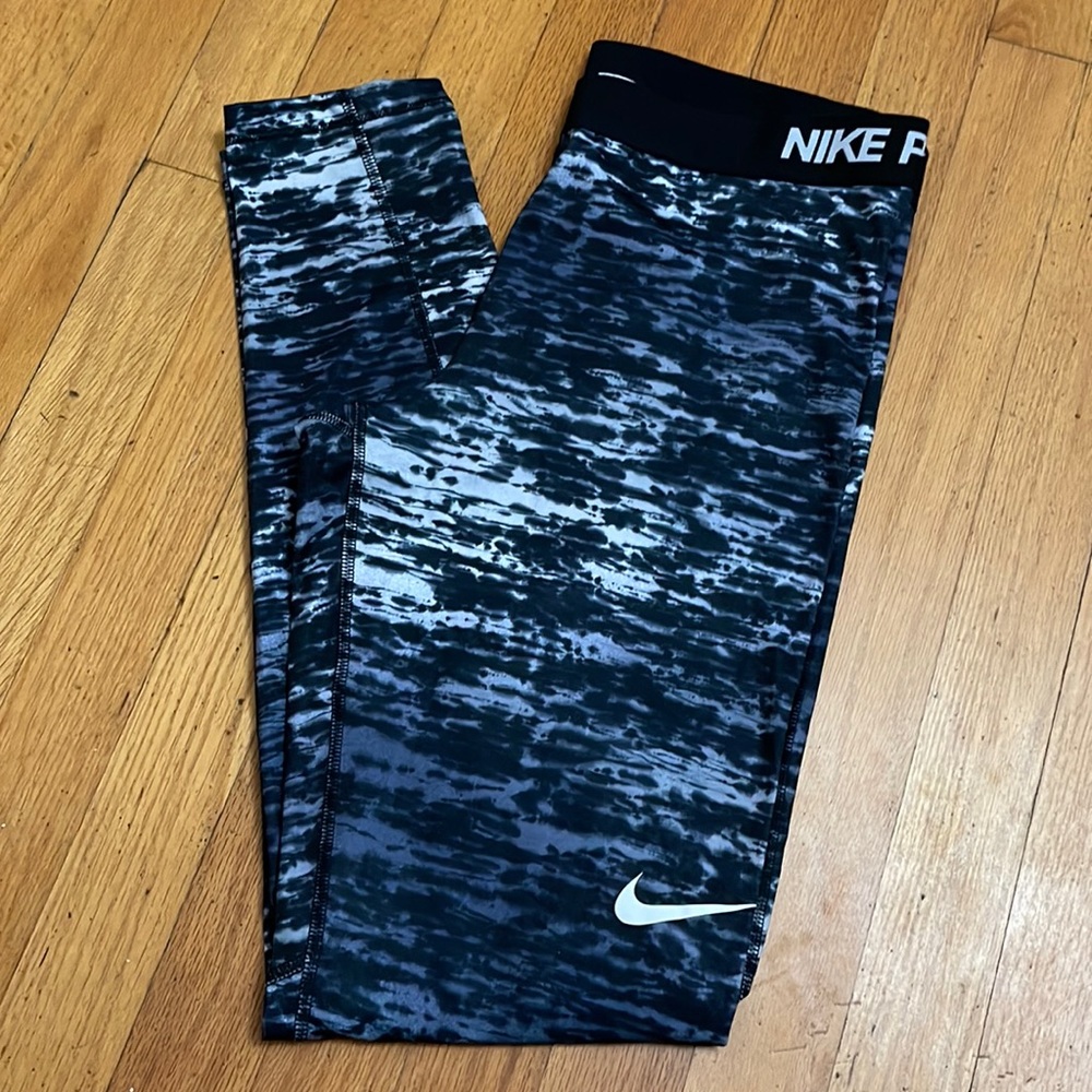 Nike Pro Tie Dye Leggings • Size XL